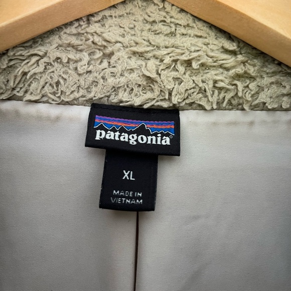 Womens Patagonia Fleece Jacket Size XL - Picture 3 of 11